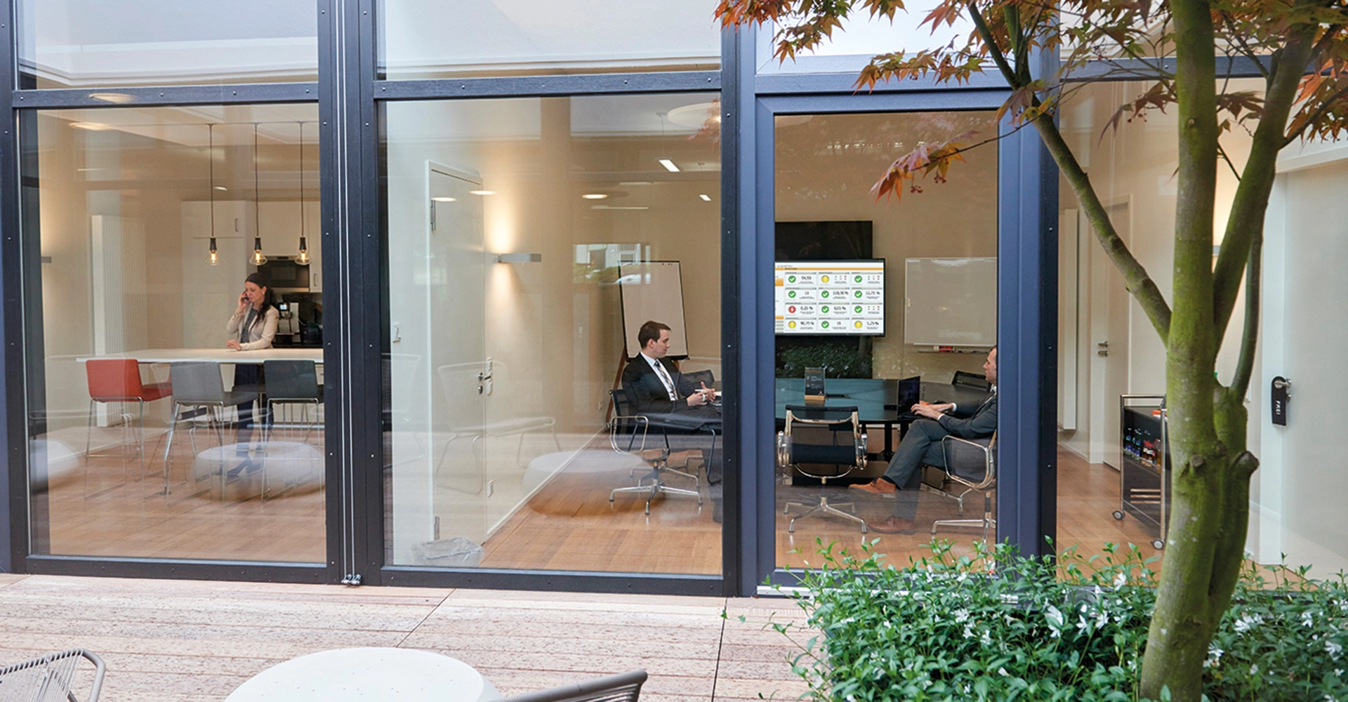 View from outside into the meeting room at the Babtec site in Wuppertal