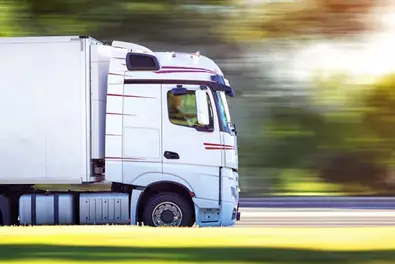Now we're talking straight! fast-moving lorry