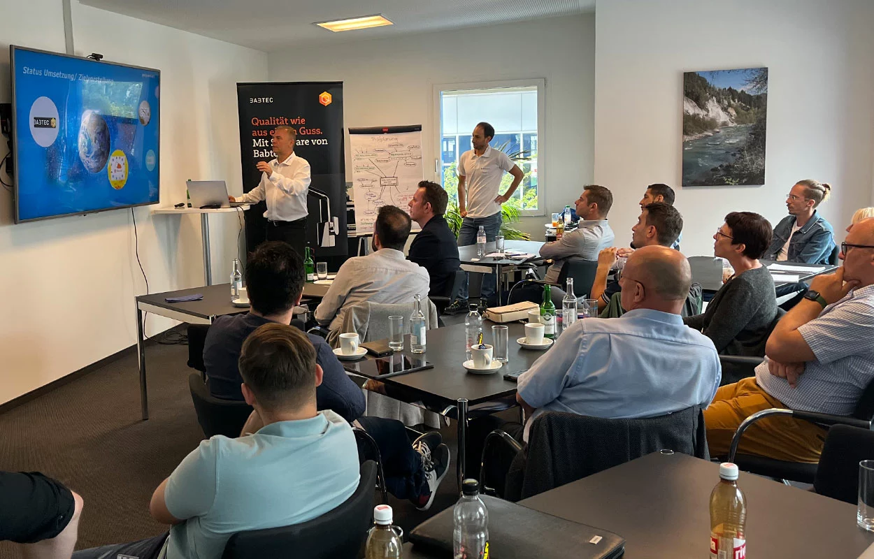 Lecture in the meeting room of Polycontact AG